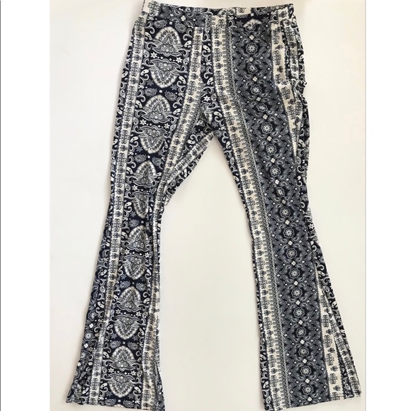 Hot Kiss Bell Bottom Pants 